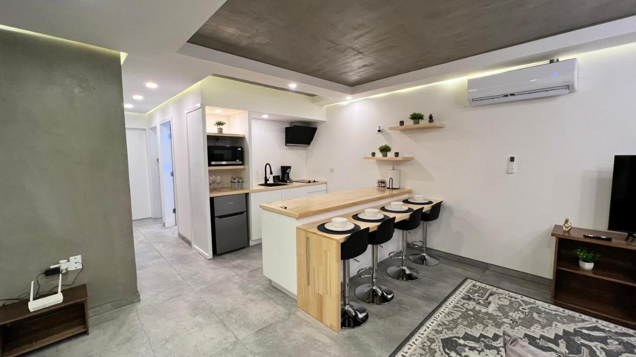 Baja Suites - Departamentos Vacacionales 恩塞纳达港 外观 照片